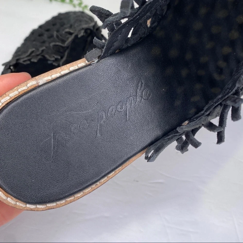 Free People Mirage Woven Leather Flat Black Fringe Slides Size 39 NWT